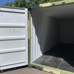 20 x 8 x 8.5 new camo shipping/storage container - Image 8